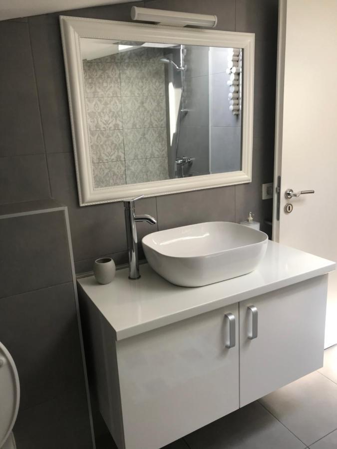 Apartment Laguna Vinisce ภายนอก รูปภาพ